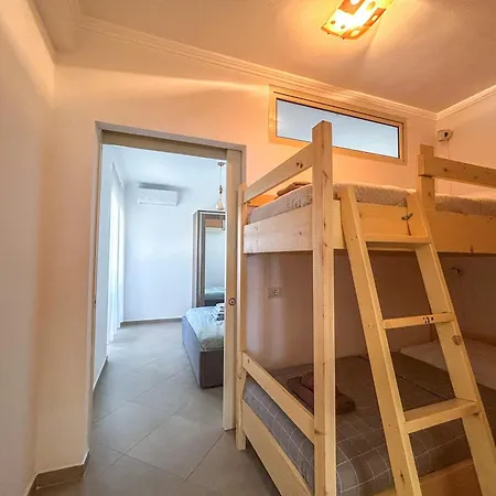 Apartment Royal Anchor Durrës
